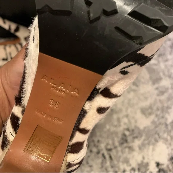 Alaia snow leopard booties size 38 - Picture 2 of 5